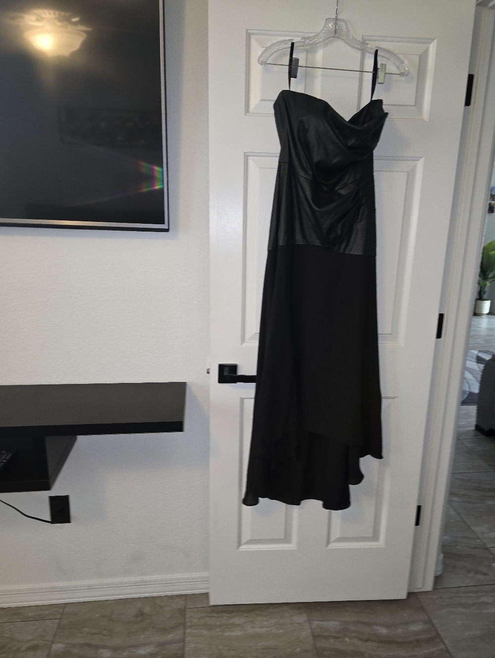 Shoshana Strapless Black Faux-Leather Bodice Asymmetric Midi Dress Sz 10 - Picture 6 of 12